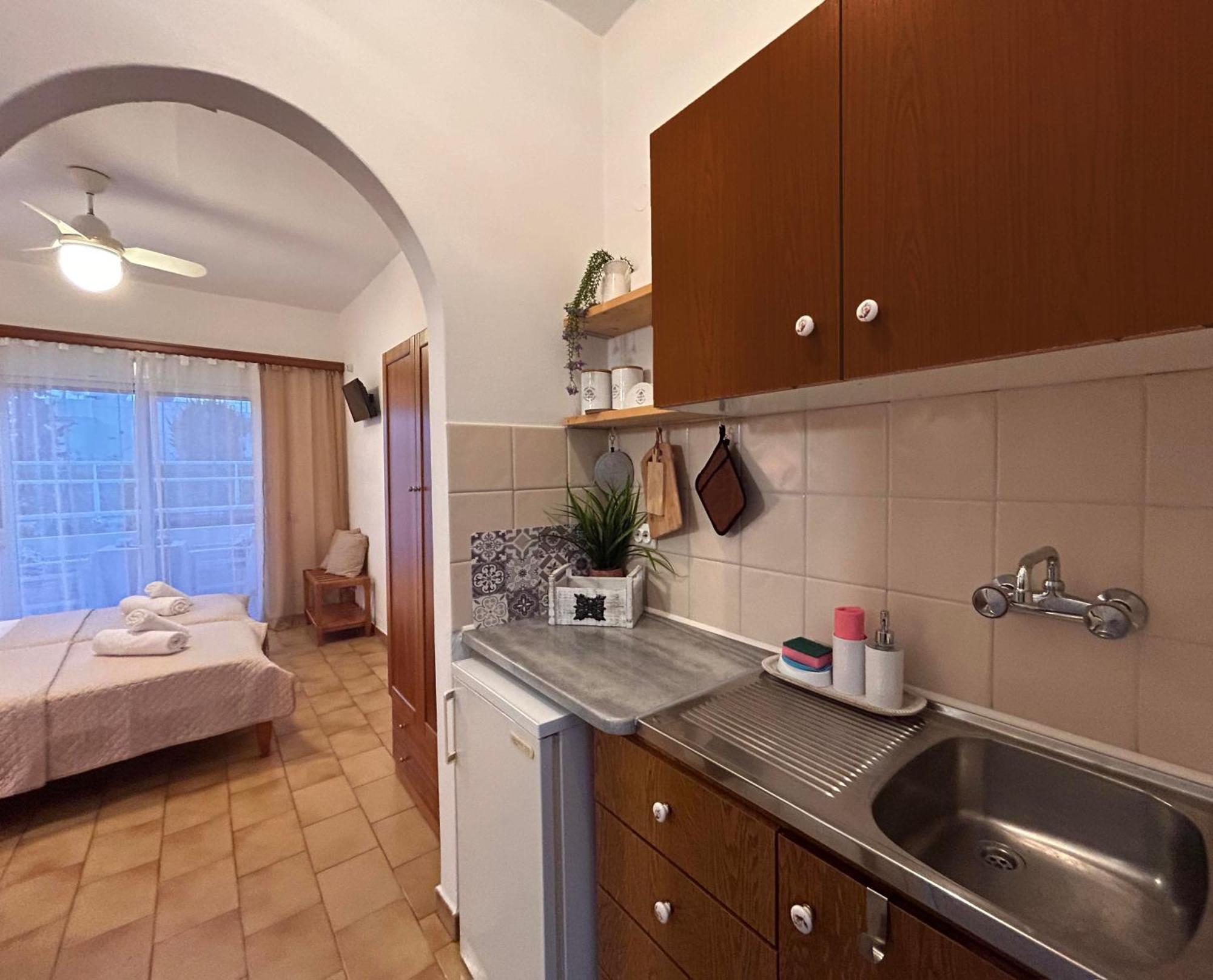 Angelos 1-2 In Rhodes-ground Floor Apartment Faliraki